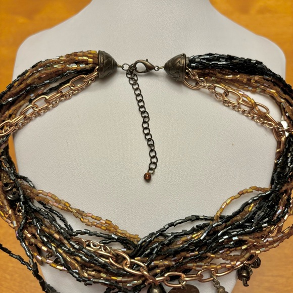 Multi layer beaded necklace - Picture 4 of 5